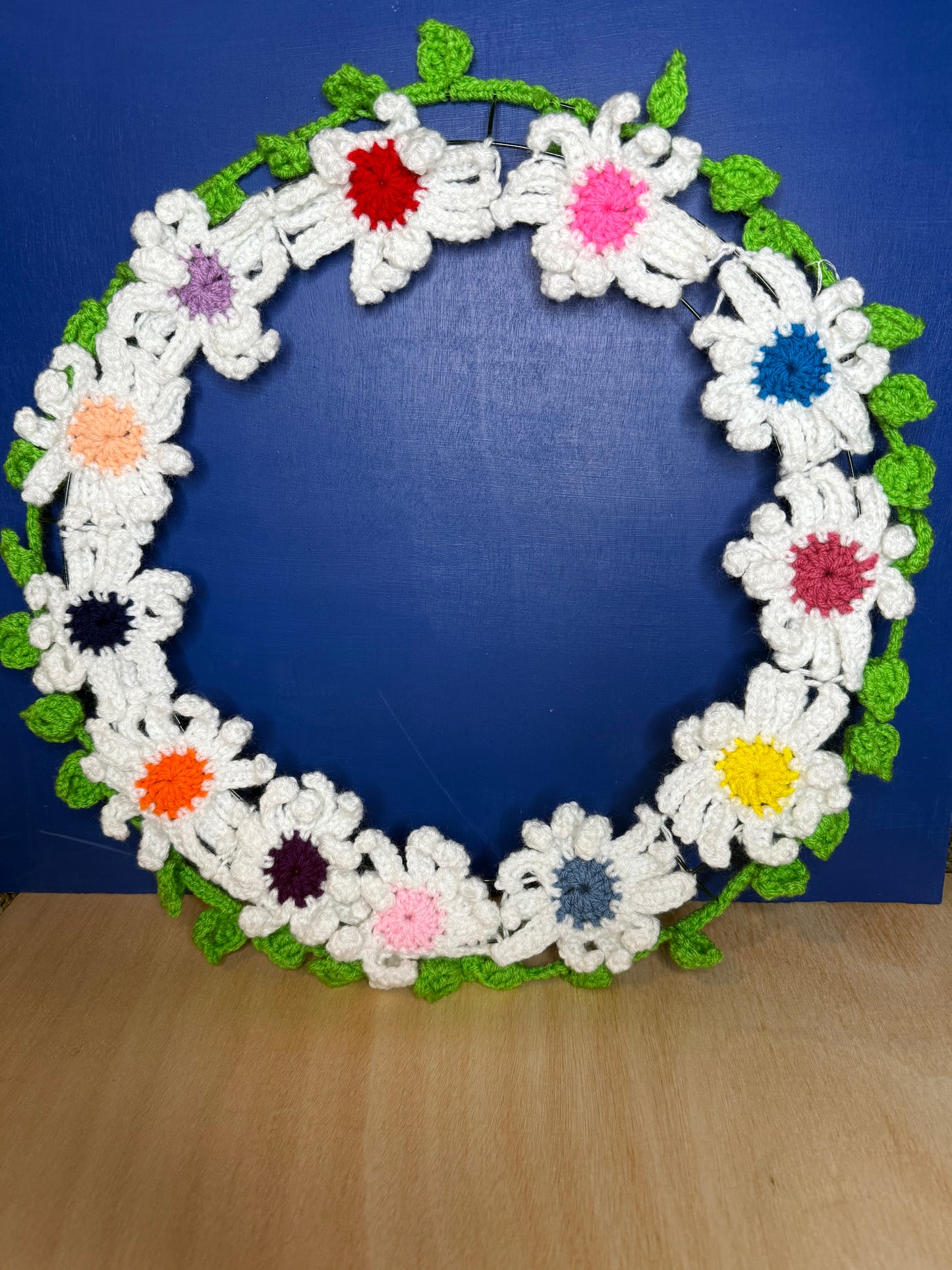 White Daisy Wreath