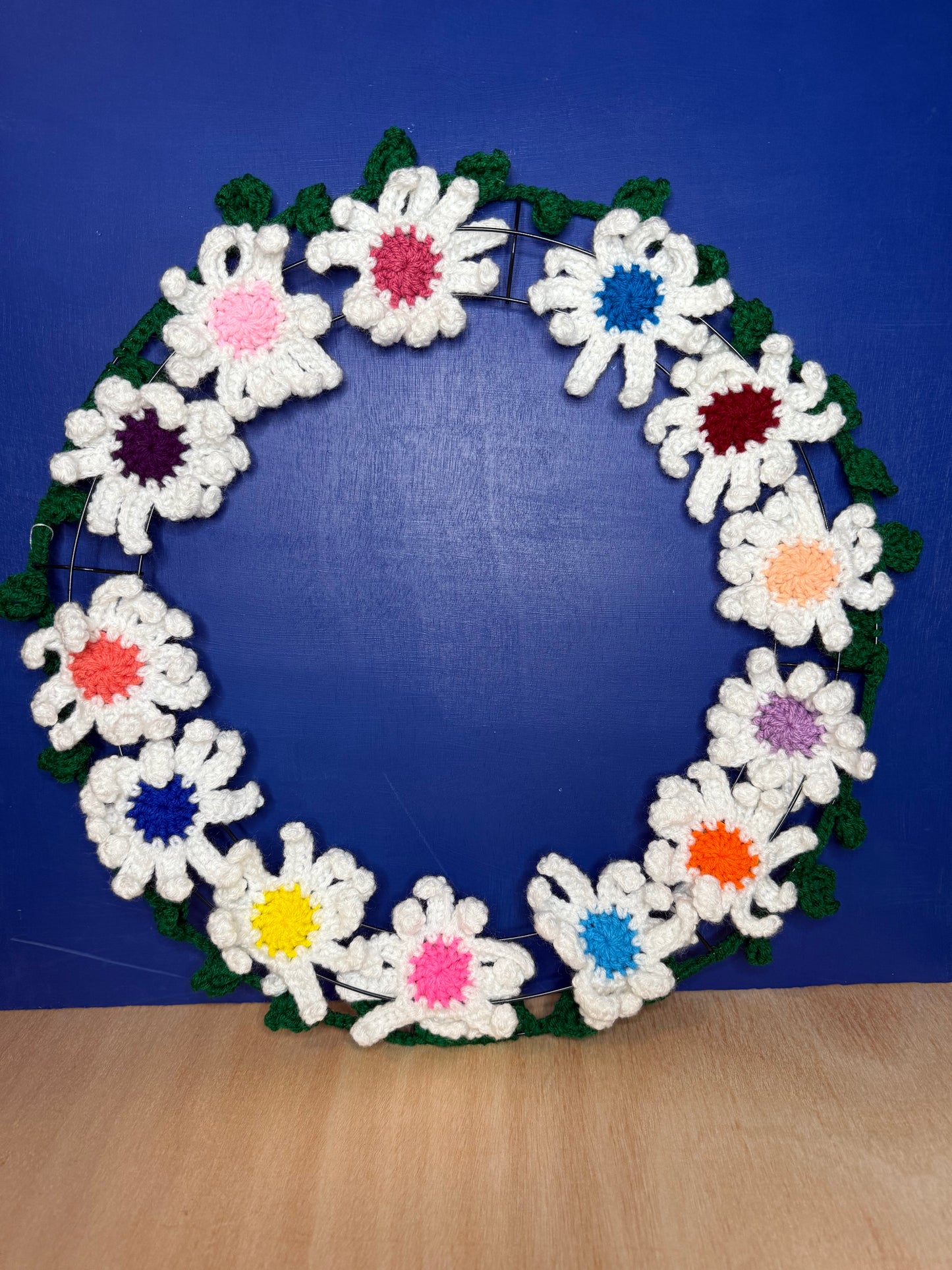 White Daisy Wreath