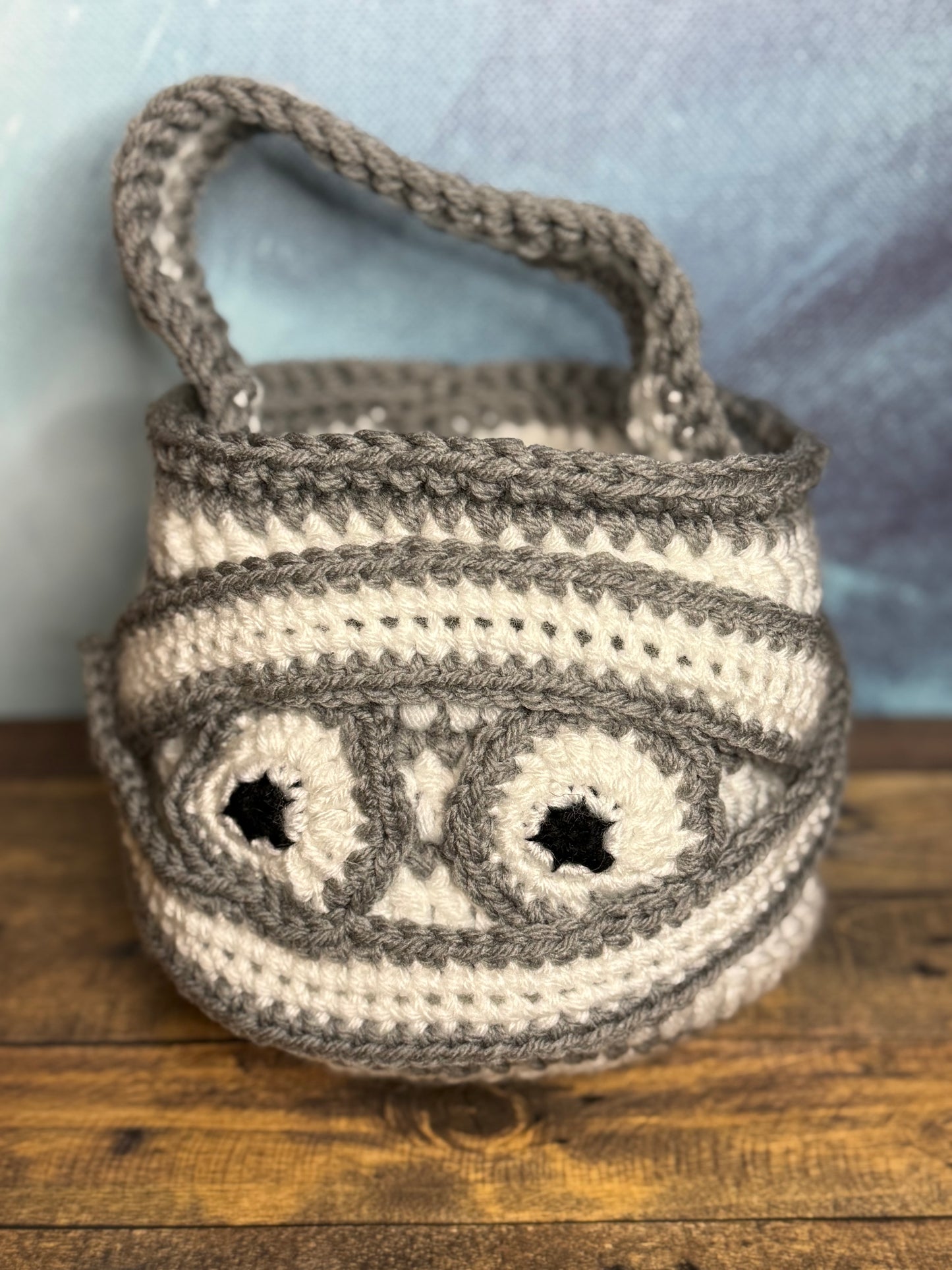 Mummy Basket
