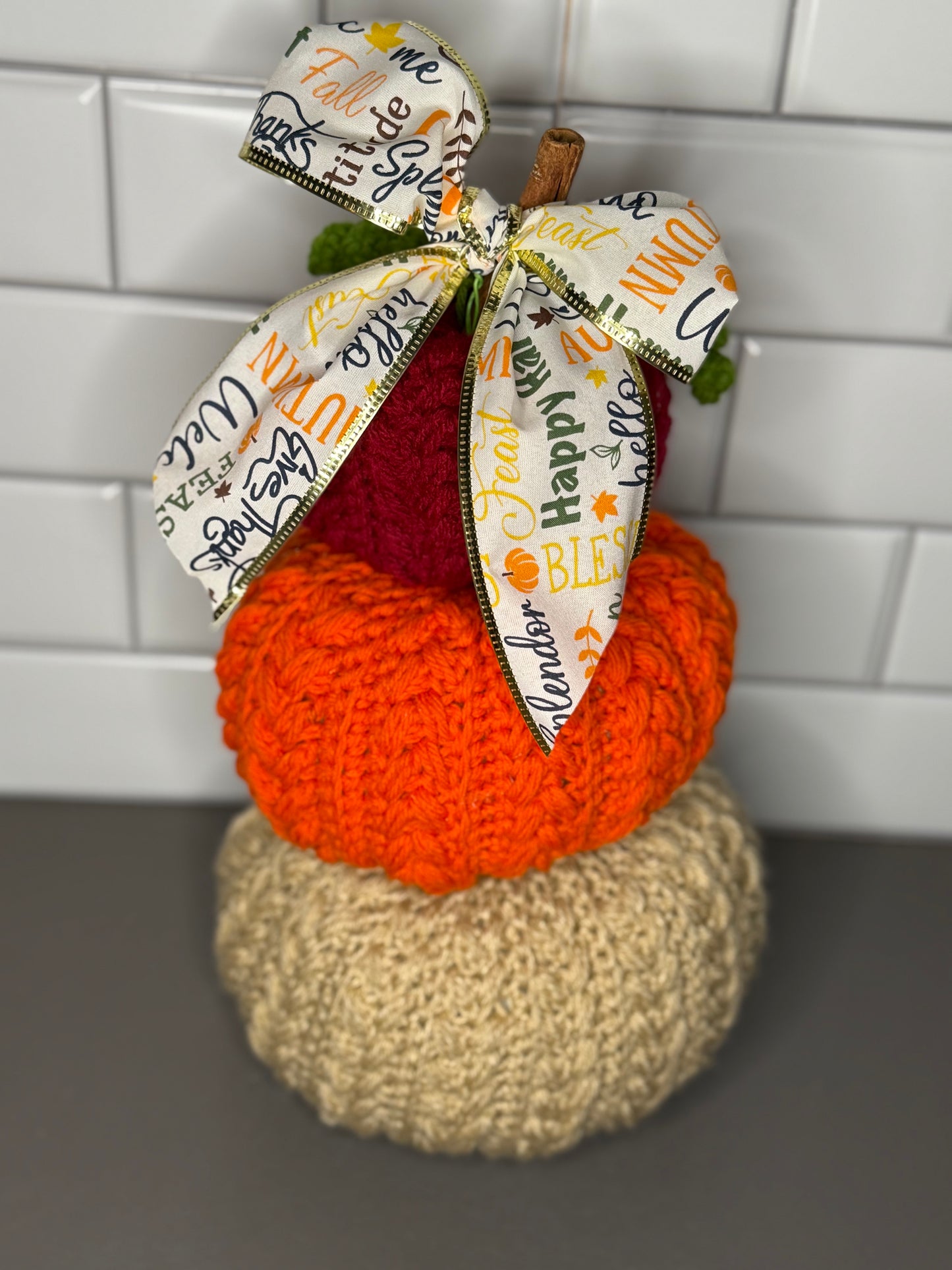 Wheat Stitch Pumpkin Stack